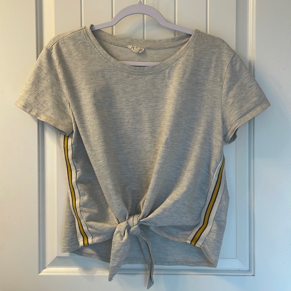 Hem & Thread tie up top